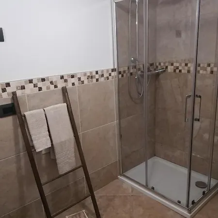 Alojamento de Acomodação e Pequeno-almoço Da Fabio